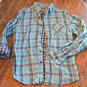 G.H. Bass & Co. Blue Plaid Lightweight Button-Down Shirt
